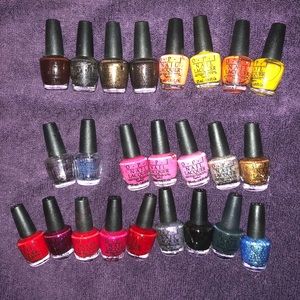 Lot of colorful multi-brand nail polishes!